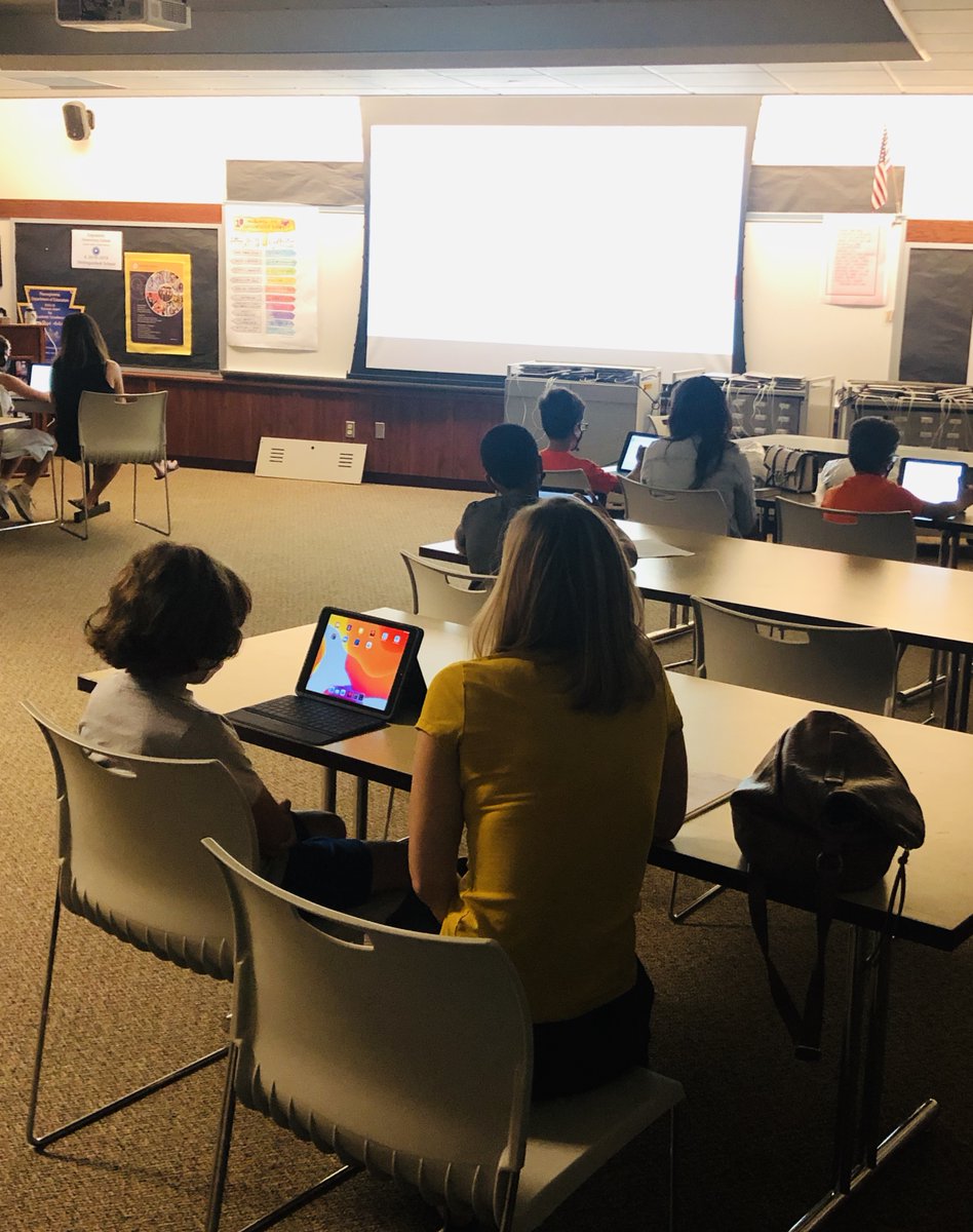 <a href="/EdgeElementary/">Carol Sprinker, Ed.D</a> students ready for online learning!  
@QVSD online teachers rock! 🤩  
devices✅.  . materials✅.  . books✅
Thanks @libgalmiller &amp; <a href="/mrmay_QV/">Mr. Peter May</a> for the iPad tutorial  #onlinelearning #Option2 #school #WeGotThis