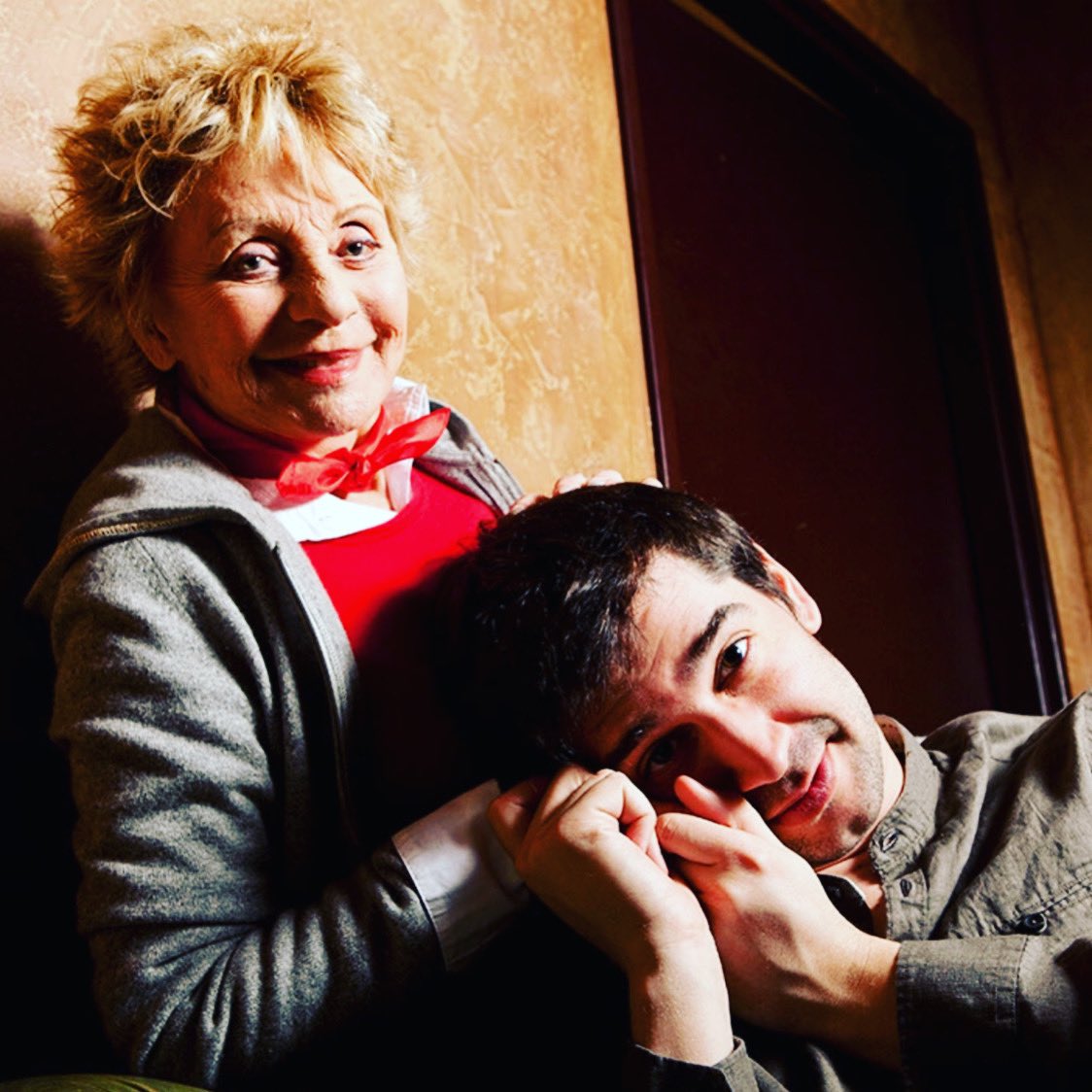 mathieujohann's tweet photo. J’ai été si fier d’être ton Harold et que tu sois ma Maude. Si touché que tu chantes « Les baisers de mon cœur », cette chanson que tu aimais tant... Merci Annie Cordy pour tout ça, jusqu’aux étoiles. https://t.co/QEdp6UsQji
