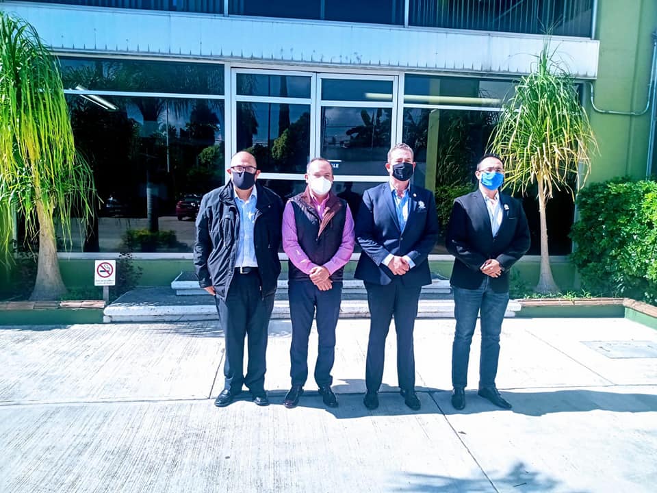 SSC_TLX's tweet photo. El Titular del #IFCSP Miguel Ángel Pérez Gutiérrez, realizó una visita de cortesía a su homólogo José Antonio Bernal Bustamante, Director del #IEESSPP de Michoacán y con el objeto de fortalecer lazos de colaboración académica interinstitucional. https://t.co/kNqnmSkhKf