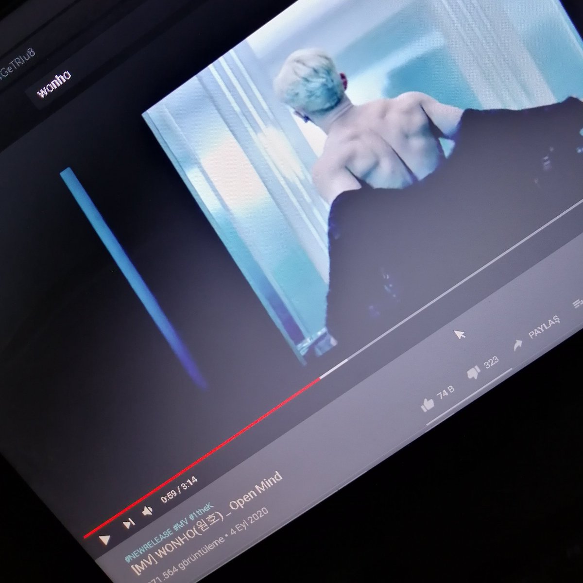 mattbeoldvan's tweet photo. wonho - open mind
SARİSİN WONHO BANA HER SEYİ YAPABİLİR. ACİMASİ YOK BU HERİFŞN KAFAYİ SİYİRMAK UZEREYİM. ne olursa olsun her zaman wonhoya cok asik kalacagim sanirim.. objektif baktigimda sarki boyle taemin tarzi gibi ve ben o tarza sahsen bitiyorum wonhoya ayri bitiyorum tskler https://t.co/YBMcNLnhbs