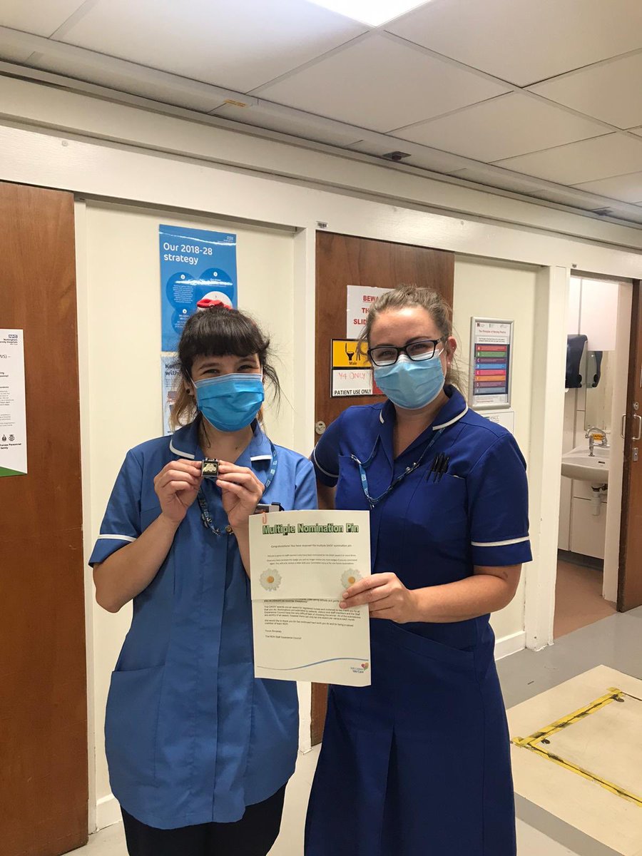 teamsouthwell's tweet photo. @TraceyS84158159 @prdvwebb @MagnetNuh @NUH_Respiratory @NUH_AcuteMed @KerryJo8888 congratulations to our Ania on her 3rd Daisy nomination she now has a daisy chain #teamsouthwellrocks https://t.co/rk4c4nUPEJ