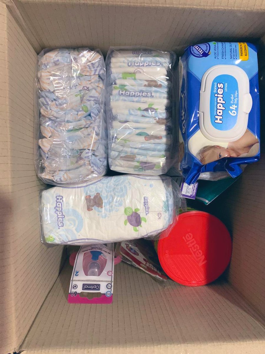 HowCanUHelp's tweet photo. What a great wrap up for the week. More and more care packages were delivered this week with the help of amazing groups such as #bforbeirut and @Ajialouna 

Still got many more care packages to deliver. Please support by donating towards a care package. https://t.co/ZA6sRJYQto https://t.co/mhBRk0276d