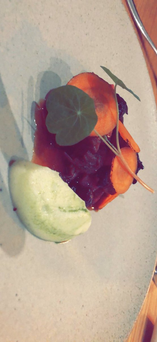 Yesyes i’ve been MIA. And yes i’m the worst csgo trader for never replying to dms (cause im not a csgo trader🤣). 

But heres an update for the foodblog!

A fantastic weekend to all of you😃 cheers