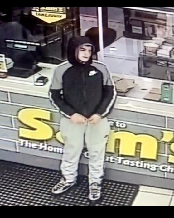 samonga1's tweet image. @RichmondCycling my bike got stolen today at 2:56 pm from Richmond park road , East Sheen by two teenagers. They have been recorded by Sam’s Chiken CCTV earlier