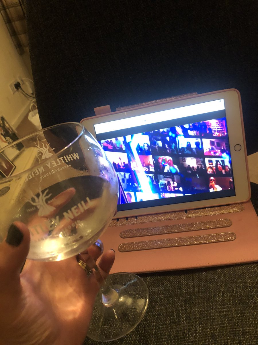safc76's tweet photo. @Andyshowbiz watching on my own with a G&amp;T https://t.co/6WJNoqBHqO