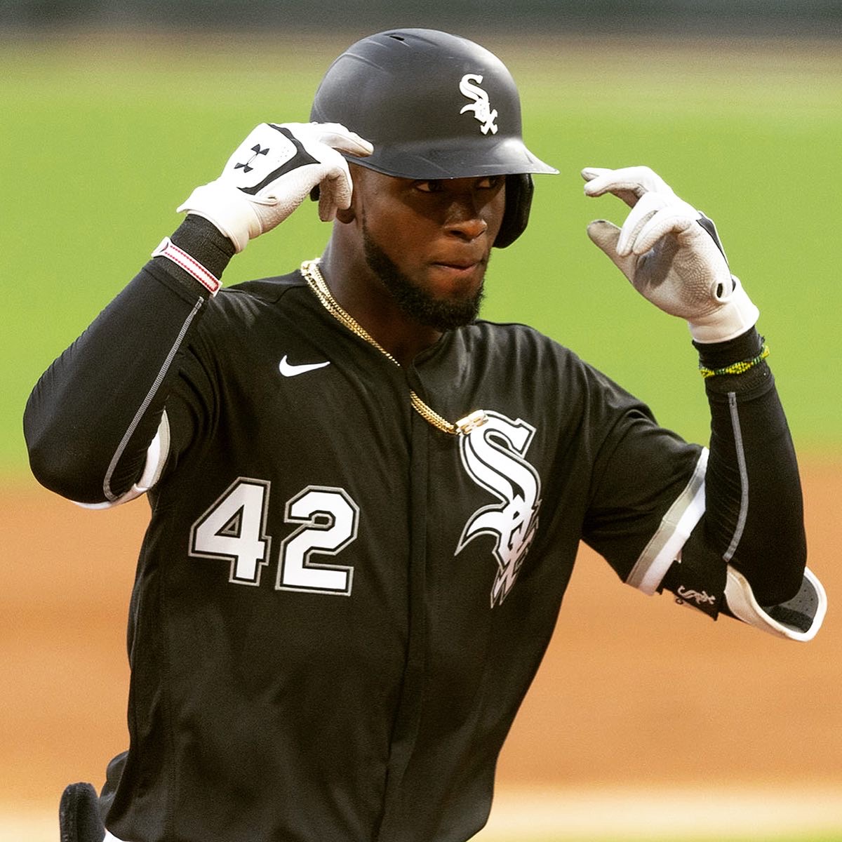ronvesely's tweet photo. Say WHAT??? You want to contain the beast, #LaPantera?? …Right… sure you do… #ManyTryManyFail #LuisRobert #ChangeTheGame
#WhiteSox #MLB #ALROY #ItoldYouSo
#BaseballisMyLife
#VeselyPhotography
#Baseball  #36thSeason https://t.co/ffxJsg5MZT