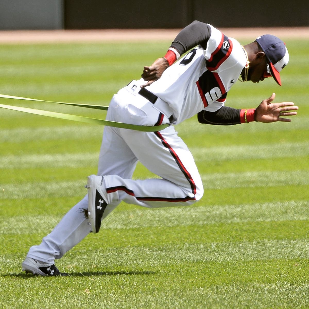 ronvesely's tweet photo. Say WHAT??? You want to contain the beast, #LaPantera?? …Right… sure you do… #ManyTryManyFail #LuisRobert #ChangeTheGame
#WhiteSox #MLB #ALROY #ItoldYouSo
#BaseballisMyLife
#VeselyPhotography
#Baseball  #36thSeason https://t.co/ffxJsg5MZT