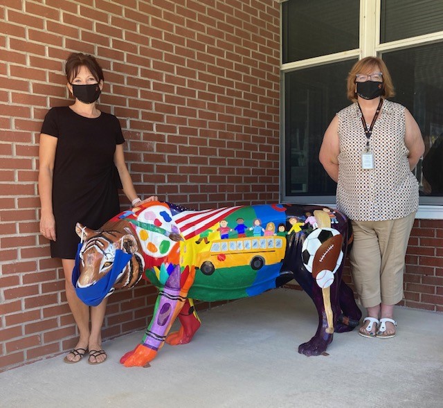 At Mexico Elementary, our tiger is masked up and ready to
greet all our students.  Remember to wear you mask and follow social distancing.  See you next week!!
<a href="/MACSPride/">Mexico Academy</a>