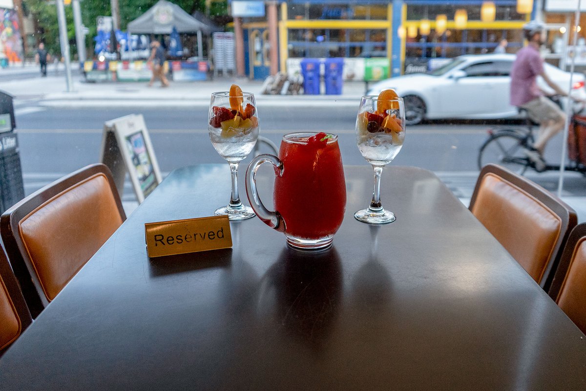 ByTheWayToronto's tweet photo. BTW we're serving delicious brunch this Labour Day weekend from 10 a.m. to 4 p.m.! Sat to Mon, no reservations please. 

#brunchTO #longweekend #patioTO #eggsbenedict #eggsflorentine #omelettes #belgianwaffles #annex #bloorannex #explorebloorannex #dinelocal #takeoutTO #veganTO https://t.co/So91txKl3d