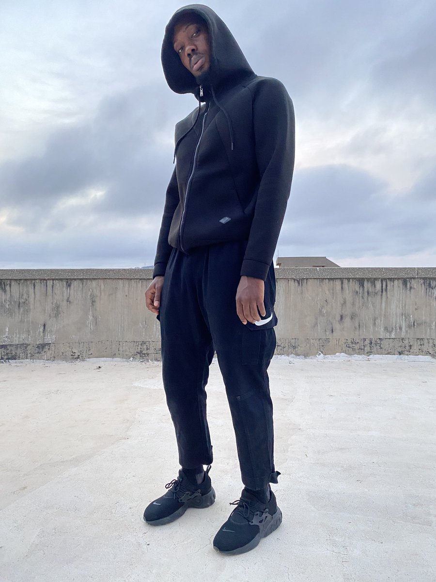 Tulenkey's tweet photo. “Bullsh*t on my mind and I can’t let go” 🙏🏾 https://t.co/1ZSRsYVcLm