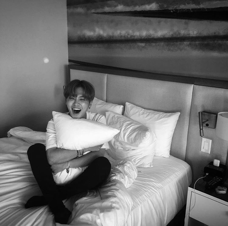 thread of photos of hajoon where he looks like the ultimate boyfriend, cause i need it and i miss him: