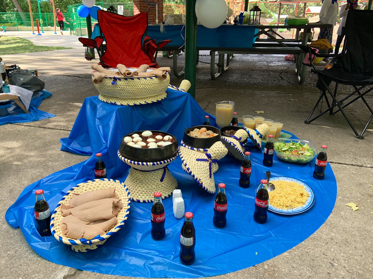 michellemackey's tweet photo. Today on @680NEWS: how are you planning on spending the long weekend? For one group in High Park, they’re kicking it off with an EPIC, physically distant picnic. https://t.co/rTqmWGVwAb