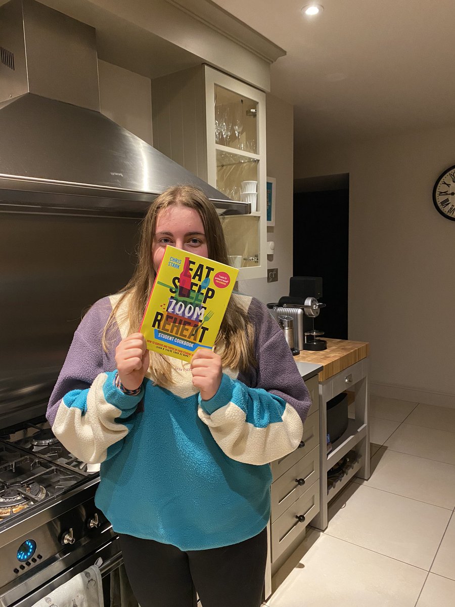 Leemayann's tweet image. Thanks @Chris_Stark that’s the daughter sorted out for her first year at uni 👍🏼 #EatSleepRaveReheat #studentCookbook