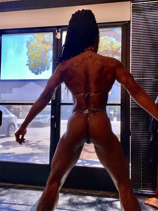 Guess who&rsquo;s back at work shooting some sexy wrestling today @evolvedLez #ebonygoddess #dominatrix #AdultWork<a href="/tag/bikiniseason"class="tags"><span>#bikiniseason</span></a><a href="/tag/dominatrix"class="tags"><span>#dominatrix</span></a><a href="/tag/adultwork"class="tags"><span>#adultwork</span></a><a href="/tag/ebonygoddess"class="tags"><span>#ebonygoddess</span></a>