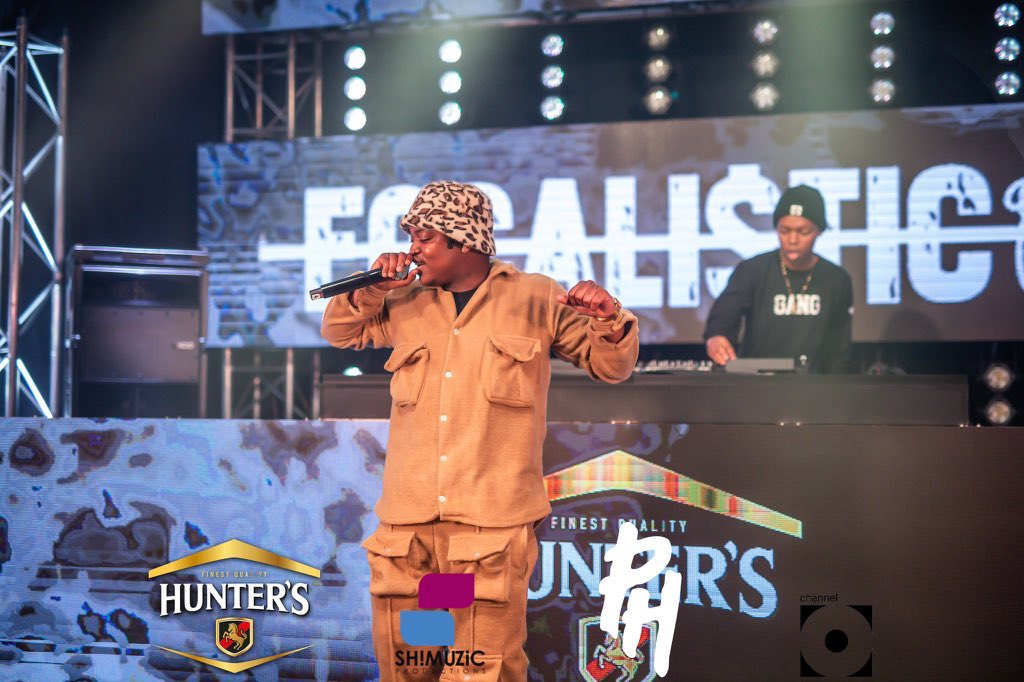 FOCALISTIC's tweet photo. THANK YOU FOR TUNING IN ❤️🖤🏆 #LockdownHouseParty

I had fun!! OUTFIT CHANGE FOR BLECKE KE COLOUR YA MANYORA!!🦅🦅🦅🦅🦅 https://t.co/TssI5HpVQ7