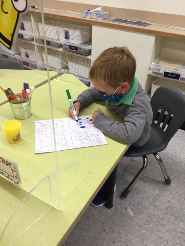 SamasLauren's tweet photo. So excited for, and proud of, this little man! #Kindergarten #firstdayofschoolever https://t.co/Tlj2JnHl5G