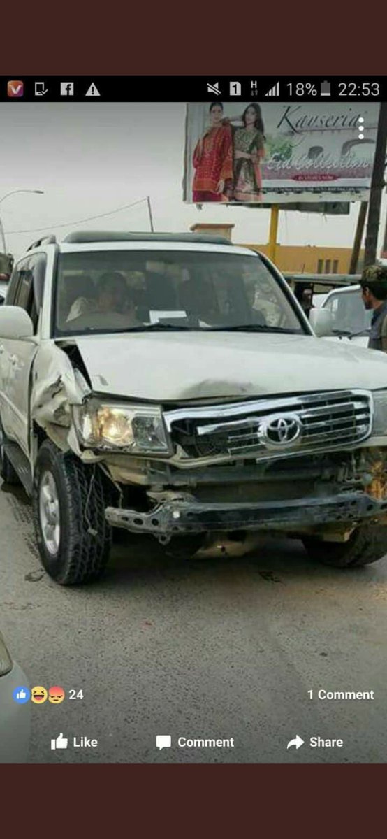 SalmanKNiazi1's tweet photo. Our Criminal justice system is nt only irrelevant but also oppressive for the poor.Majeed Achakzai ws acquitted 4 lack of evidence today. Despite:Video footage of his jeep crushing a traffic warden, confessing of being driver, Saying he wanted to settle 'per tribal traditions.' https://t.co/cycI7ZkEiy