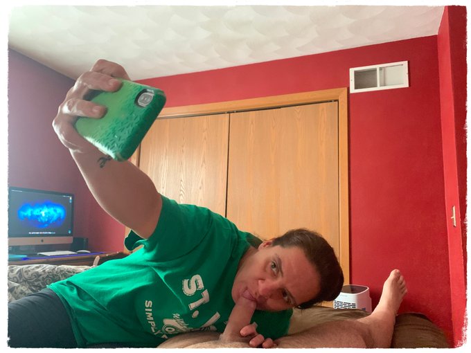 What a wife!! Check her out at https://t.co/LMflDL8onr https://t.co/MZeARWRqES<a href="/tag/fuck"class="tags"><span>#fuck</span></a>