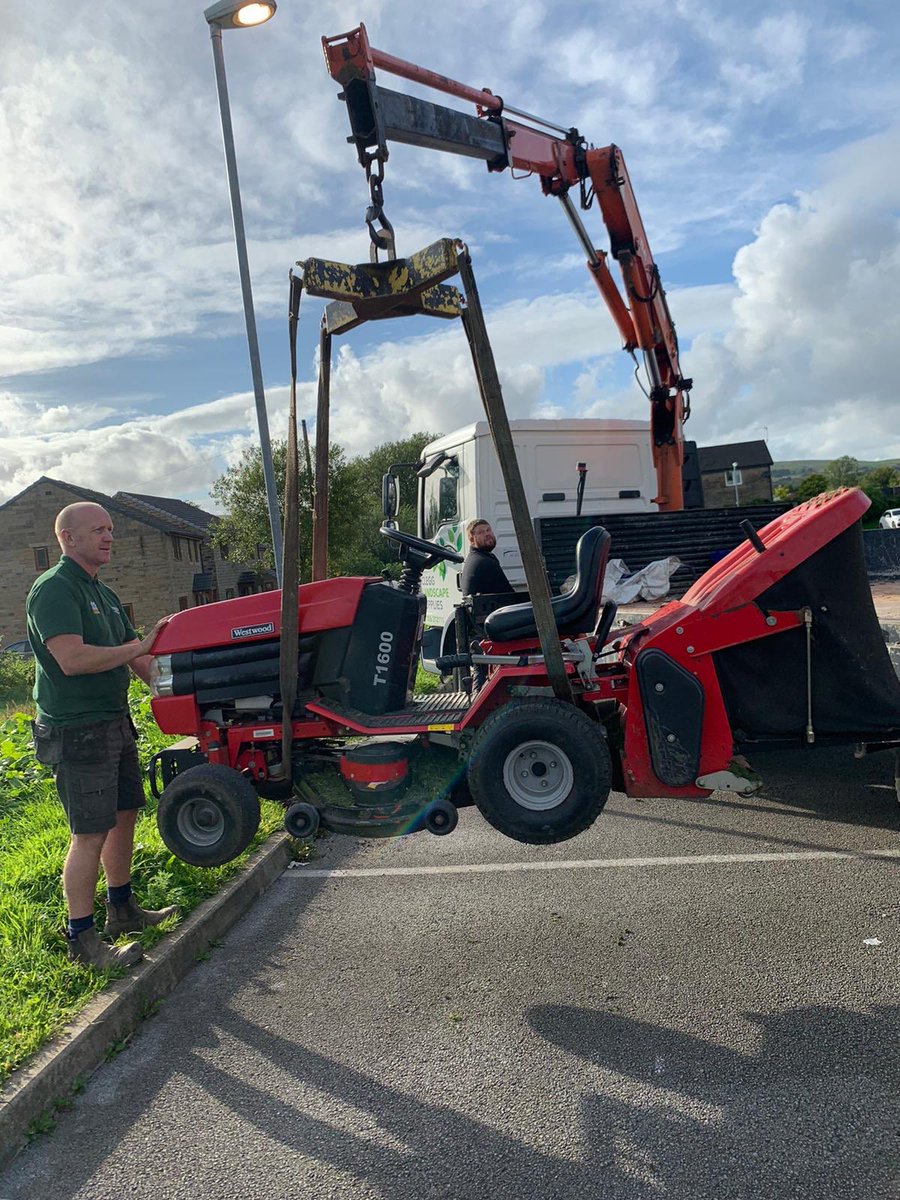 Big thanks to <a href="/RawtenstallCC/">Rawtenstall CC</a> for loaning us their mower today &amp; Clegg landscapes for helping to deliver it. Great to see clubs &amp; businesses in the valley working together!!! ⚽️ 🙌🏻