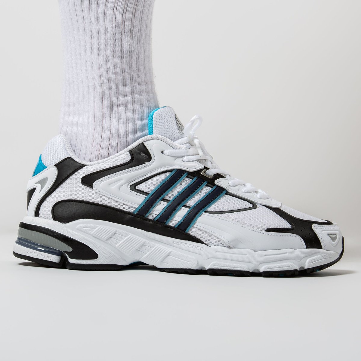 titoloshop's tweet photo. out of the archives ๐ the Adidas Consortium #ResponseCL will be soon be available in two retro colorways. Dropping g tonight online 0.00AM CEST
link โก๏ธ https://t.co/V4EEUK6e05
sizerun ๐๐ปโโ๏ธ UK 3.5 (36) - UK 11 (46)
๐ FW4440 and FW4442
#titoloSHOP
#adidas
#consortium https://t.co/KzztagBevT