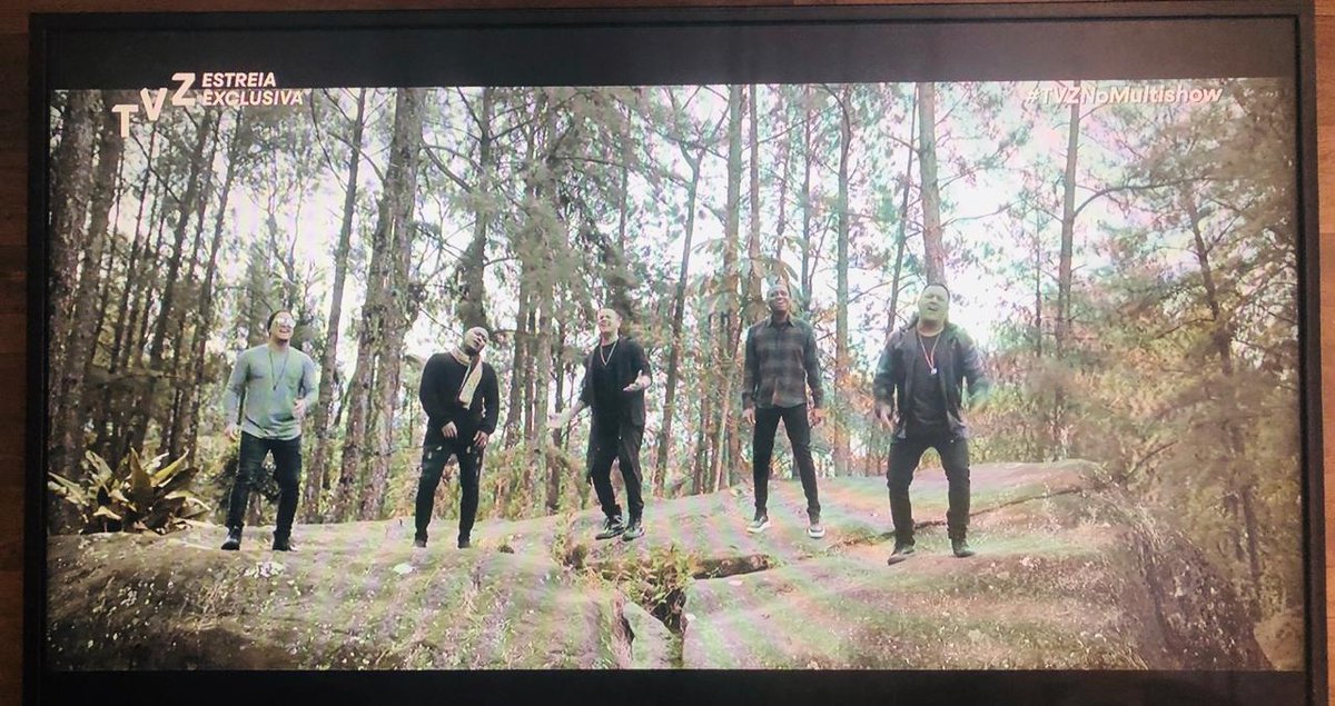 Fcapaixonadass's tweet photo. @DivulgaTVZ Quero Que Tal no Tvz de novoooo @IMAGINAsamba #QueroNoTVZ #QueTalNoTVZ @multishow https://t.co/jgXm9QjW1X https://t.co/goKeASmOBJ