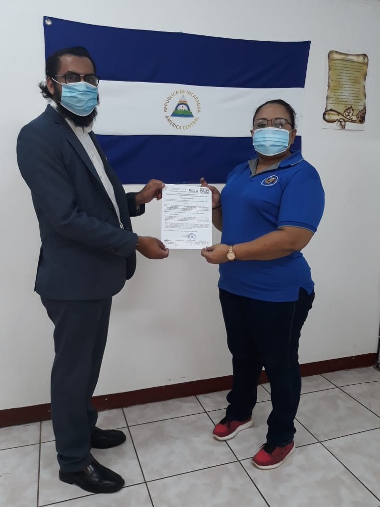 fenirugby's tweet photo. ¡Ya somos Federacion!
Recibe inscripción oficial el VP de la Junta Directiva en el IND @yehezkel7 
@CapFantastico_ @sudamericarugby 
#rugby #Nicaragua #jugamostodos
@🙌🙌👏👊 https://t.co/cn4nyQXMlr