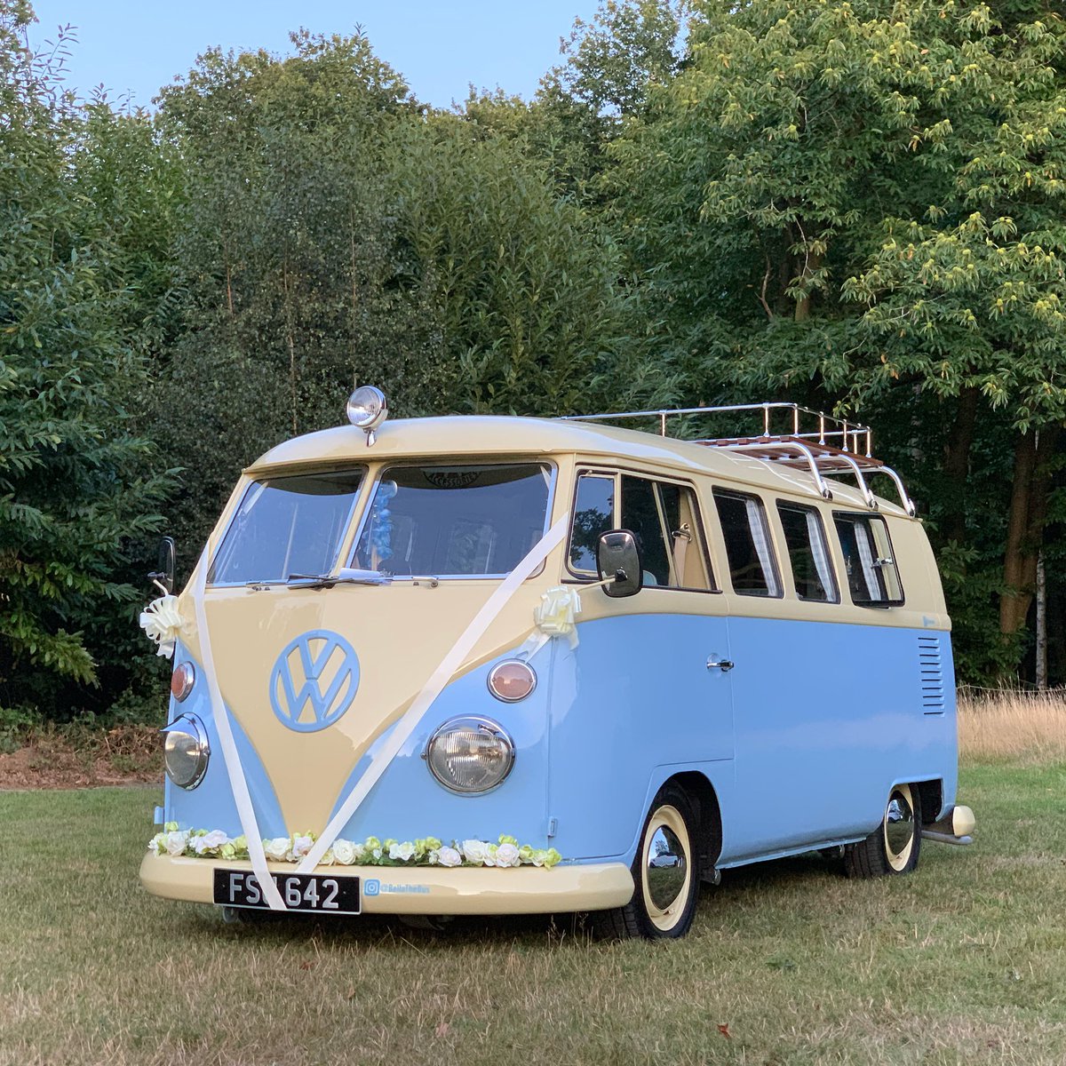 BellaTheBus's tweet photo. And just like that, weโre in autumn ๐
#bellathebus #vw #vwbus #vwkombi #vwcamper #vwcamperhire #vwwedding #vwsplit #aircooled #weddingbus #vwcombi #volkswagencamper #oldskoolvans #vwfamily #nofilter #kombivan #vanlife #vanlifediaries #splitscreen #splitscreencamper #t2 #vwlove https://t.co/jyy7uxT4DM