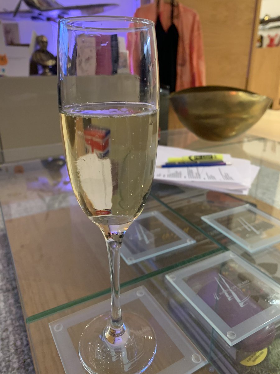 GossipMegPage's tweet photo. I just starred in a PLAY! On the actual internet. And it was FABULOUS. The live audience was even better. I may even start speaking to my neighbours. #merrywivesofwhatsapp #creationtheatre https://t.co/lpjdTeG9kH