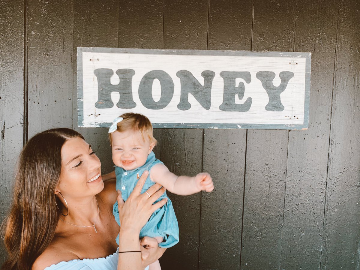 CourtCasey_'s tweet photo. 🍯✨ https://t.co/ZM5nG8fMHF
