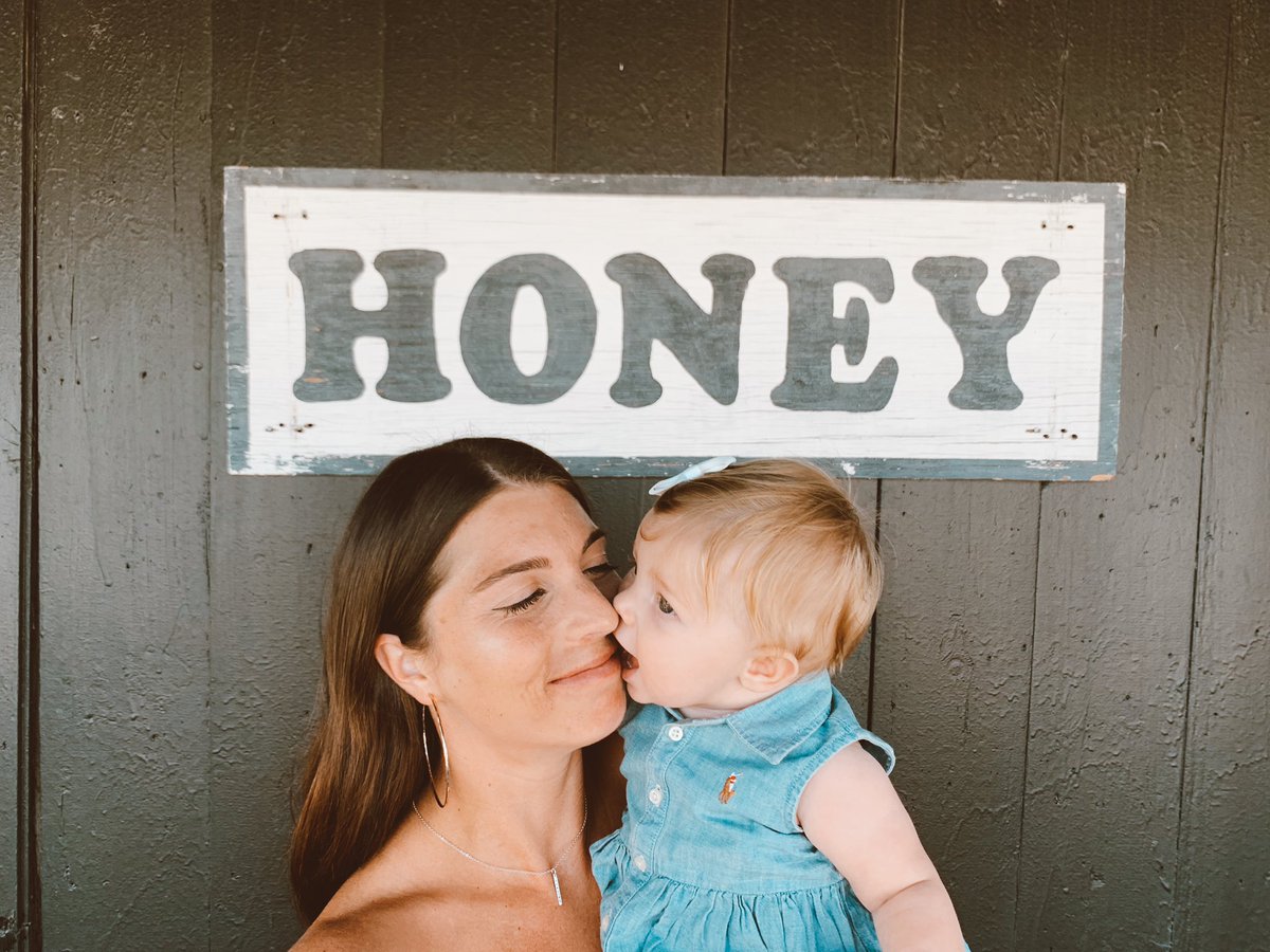 CourtCasey_'s tweet photo. 🍯✨ https://t.co/ZM5nG8fMHF