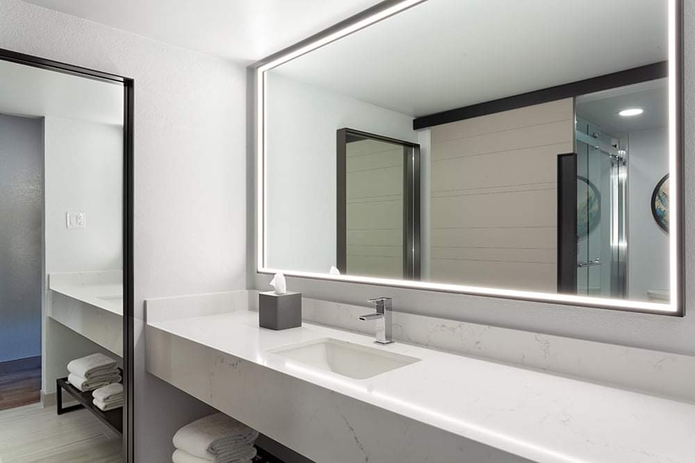 Bryan Bruce tweet media