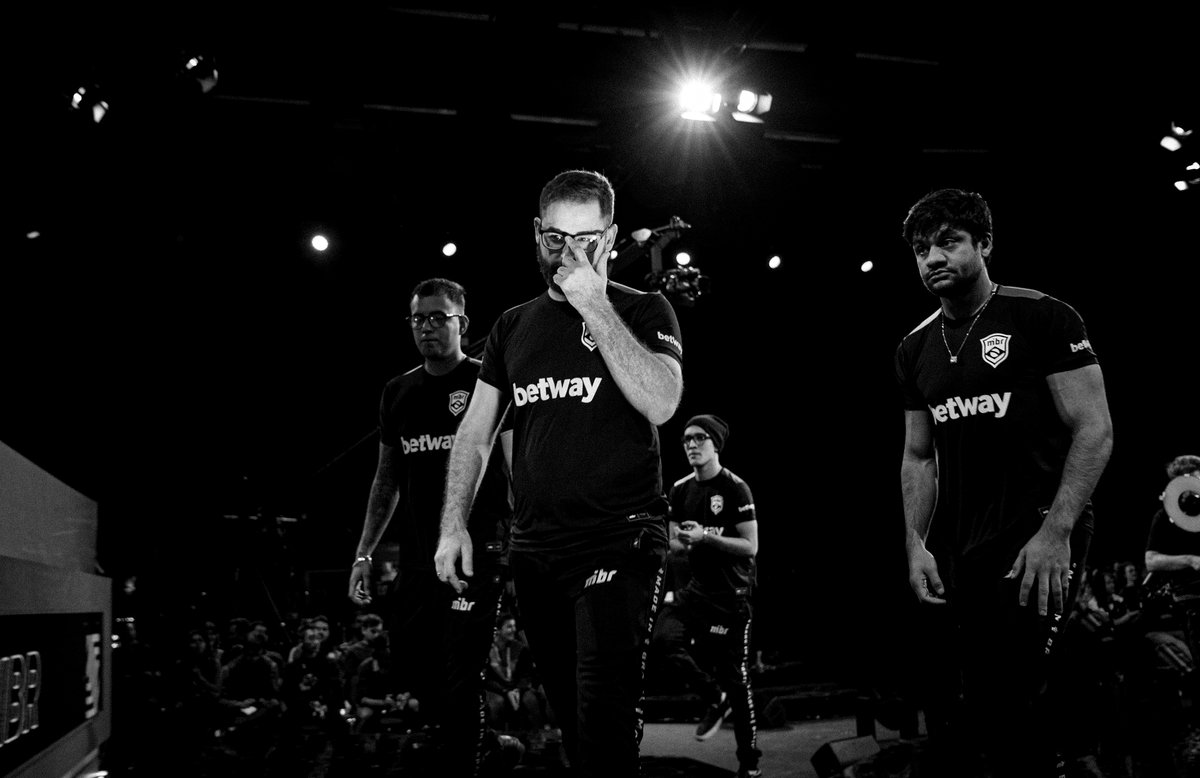 MIBR's tweet photo. 🇧🇷💪

#SomosMIBR https://t.co/gza866MPEn