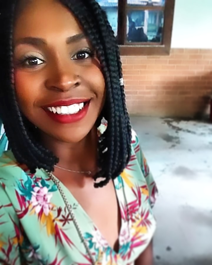AgnaCandido's tweet photo. Atualizando ✊🏿❤️
#preta #pretapower #braidsbox
#rj https://t.co/uYkyK2Asp9
