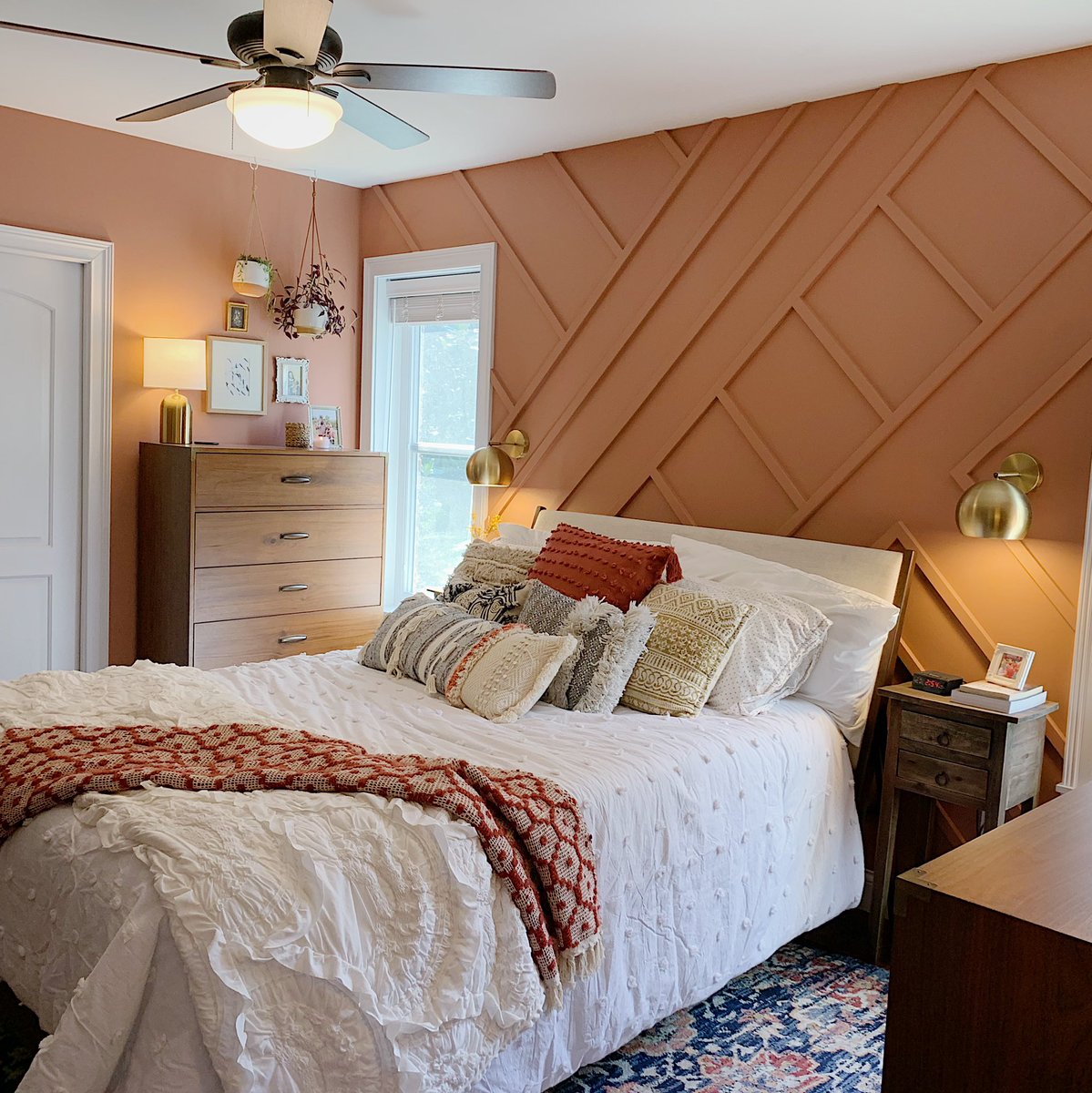 raleininger's tweet image. can’t travel anywhere this holiday weekend, so catch us relaxing in our very own grownup room. our latest #pandemicproject and our fifth anniversary (and upcoming birthdays, and Christmas) gift to ourselves. #oneradfam