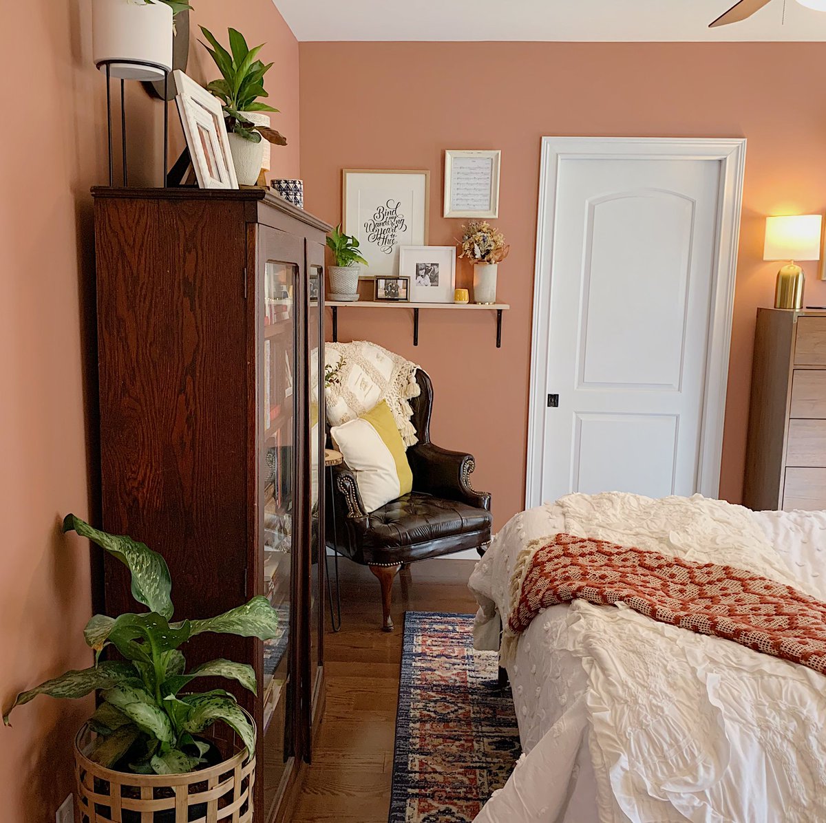 raleininger's tweet image. can’t travel anywhere this holiday weekend, so catch us relaxing in our very own grownup room. our latest #pandemicproject and our fifth anniversary (and upcoming birthdays, and Christmas) gift to ourselves. #oneradfam