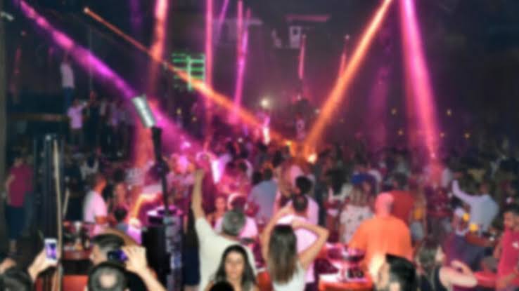 Tatillere, düğünlere, eğlence mekanlarına, mitinglere sessiz kalıp eğitimi arka plana atmak 10/10
#yökistifa