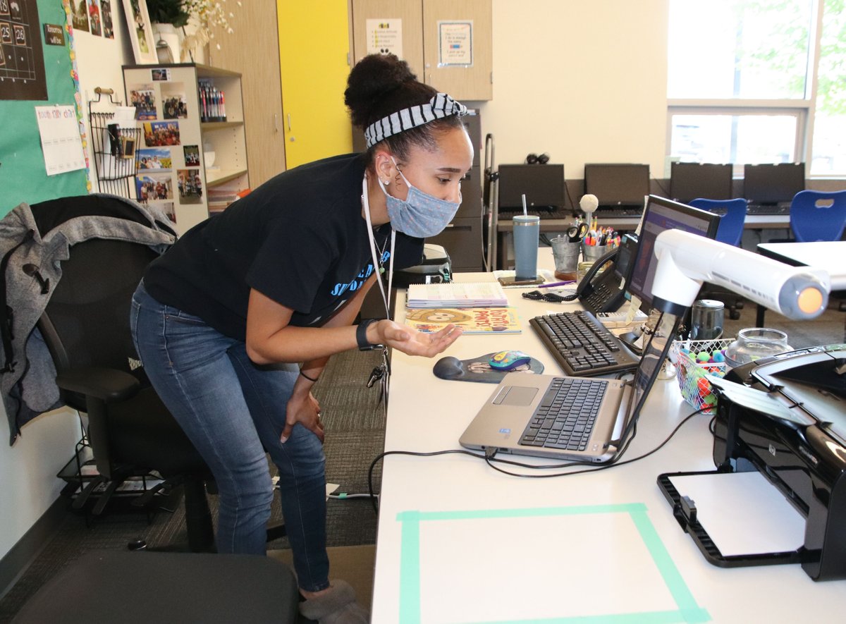 CloverParkSD's tweet photo. The first week of school is almost over. Our teachers have embraced virtual teaching, helping students learn from home and use technology to connect and engage. We're going to keep our laptops charged and brains moving as we continue our virtual adventure this year! #CPSDFirstDay https://t.co/VKEgP6jfAA