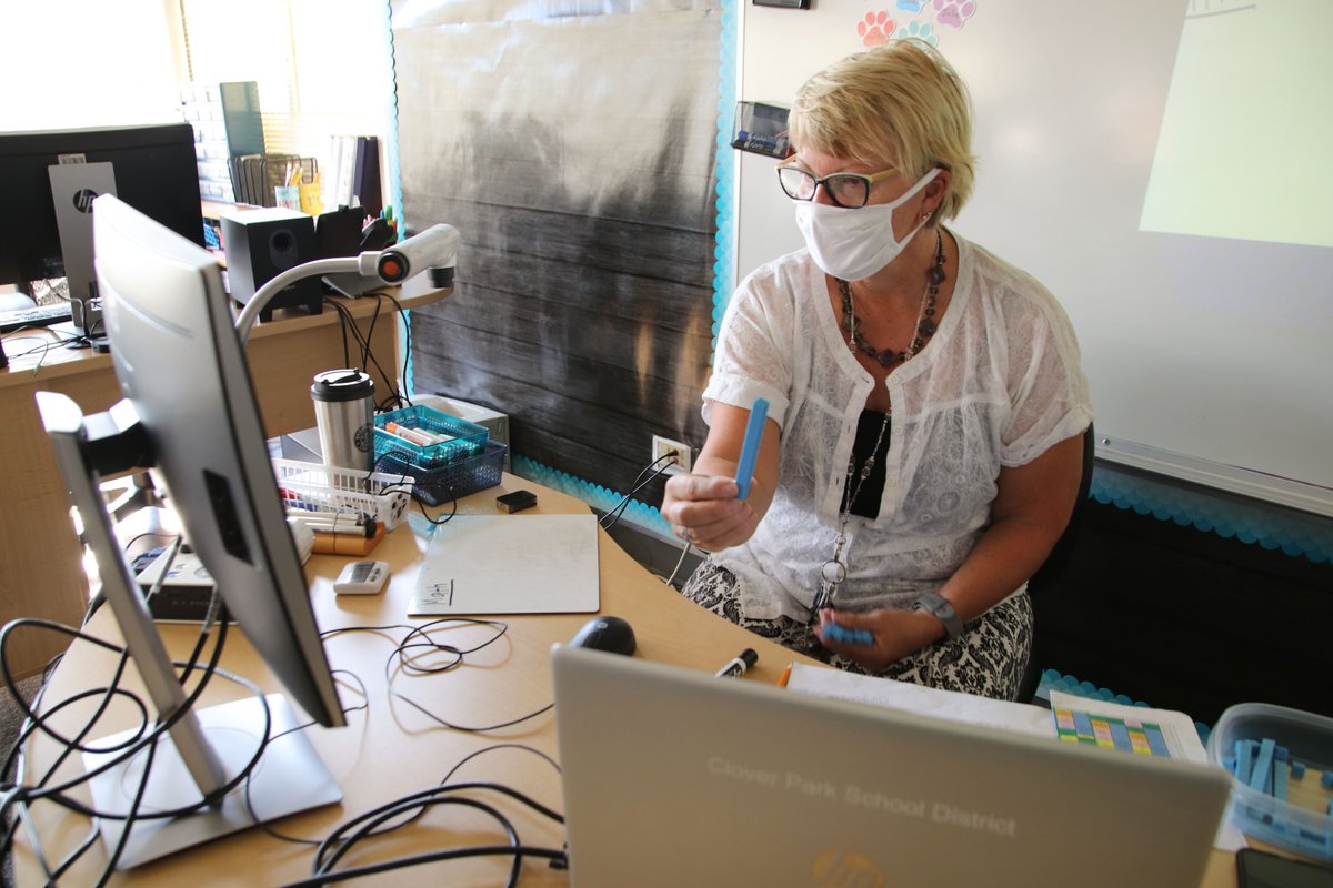 CloverParkSD's tweet photo. The first week of school is almost over. Our teachers have embraced virtual teaching, helping students learn from home and use technology to connect and engage. We're going to keep our laptops charged and brains moving as we continue our virtual adventure this year! #CPSDFirstDay https://t.co/VKEgP6jfAA