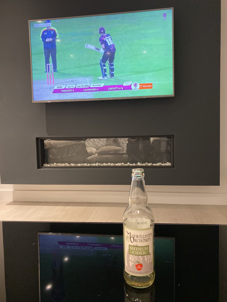 jbwestdown's tweet image. Come on @SomersetCCC @Morwellham #StreamInStyle