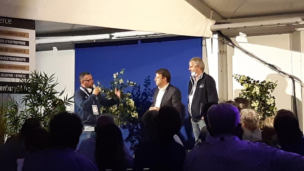 Belle victoire du RCV ce soir face à Aurillac pour la reprise, en présence du Président de Région <a href="/LoigCG/">Loïg Chesnais-Girard</a>