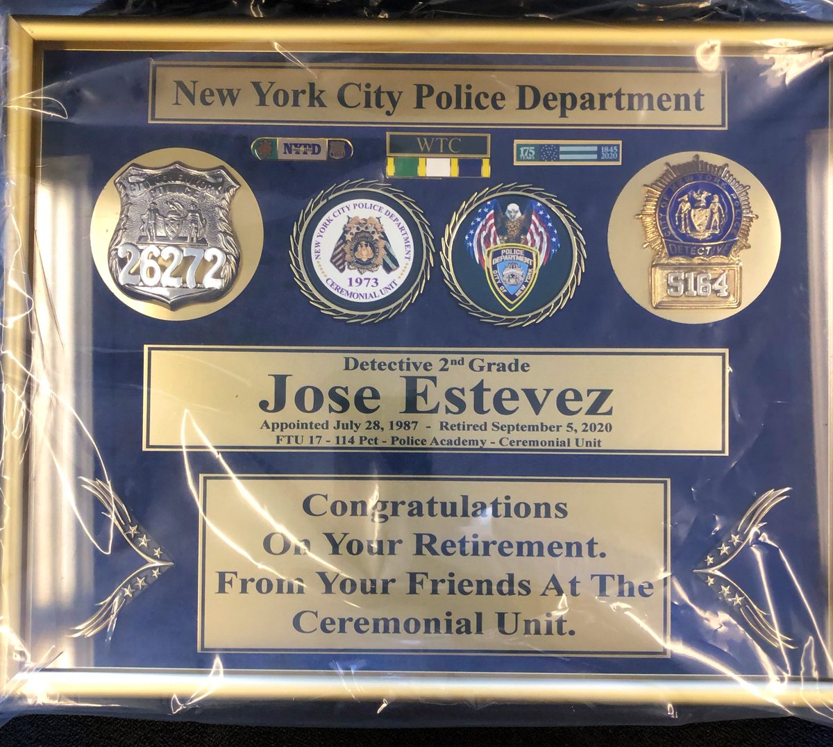 NYPDCeremonial's tweet photo. 🏝Detective Jose Estevez was the unit’s longest tenured member. Since 2001 he has coordinated all of our #NYPDRecruitGraduations & thousands of Official Dept Ceremonies.Enjoy your retirement Jose! 🏖🎉
#CeremonialUnitLegend
#DetectiveJoseEstevez
#33yearsofexcellence
#wooos https://t.co/qOgNB4YlSA