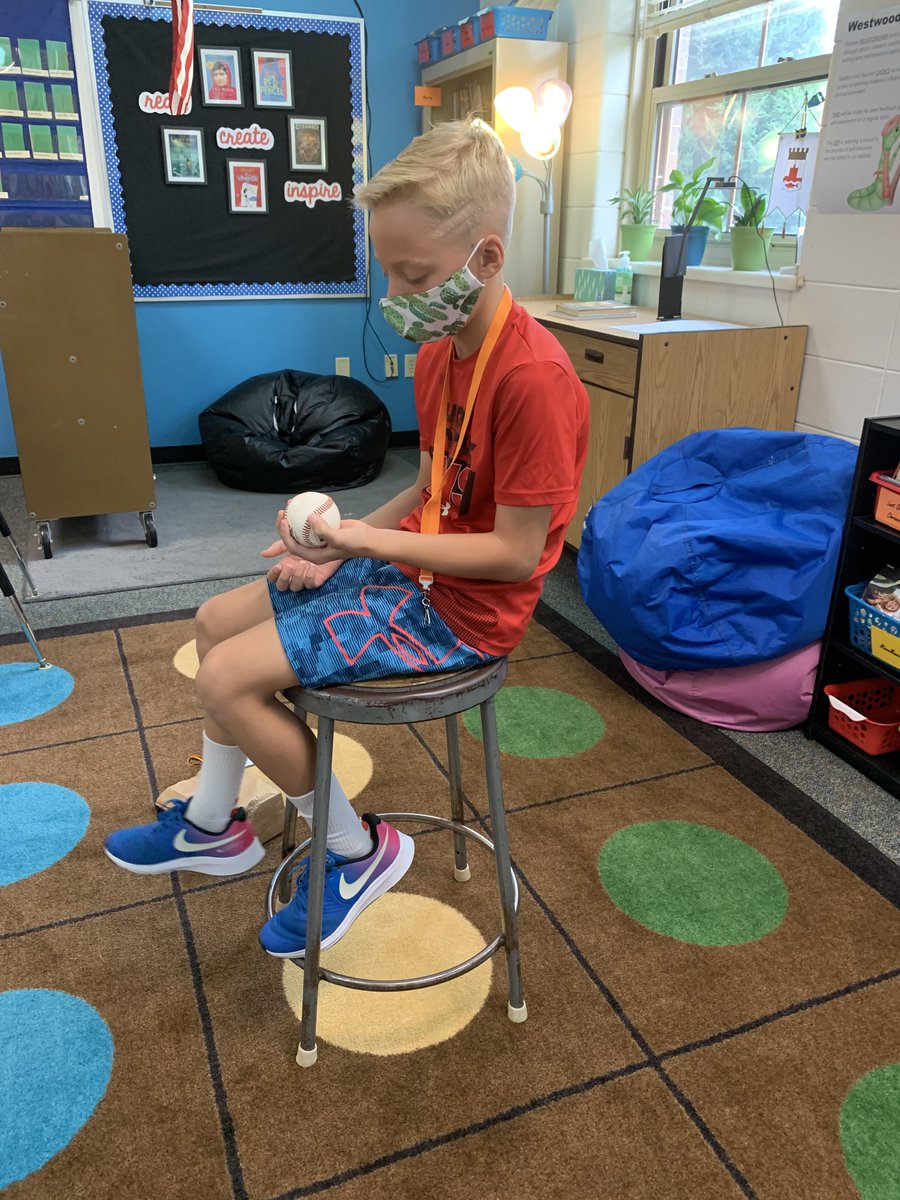 LutzClass's tweet image. More Brown Bags to share ... #rockonwestwood #wdppride