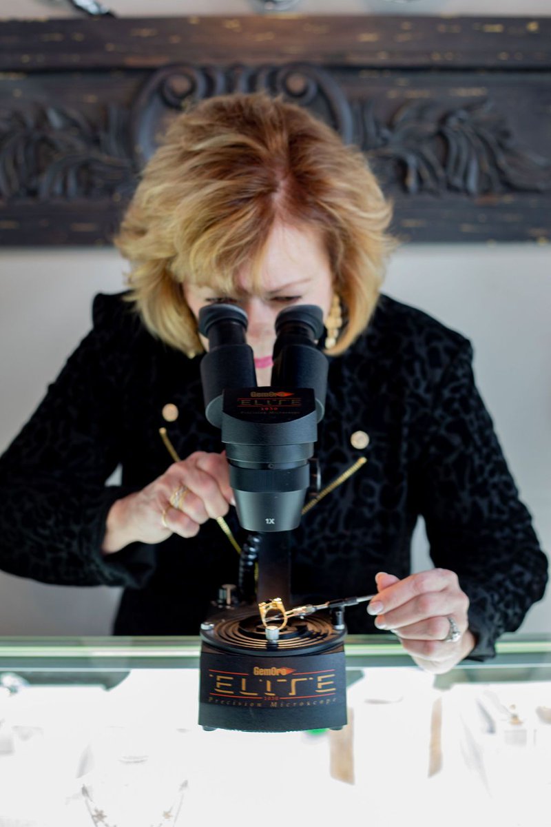 BoiseDiamond's tweet photo. Market fluctuations can cause your jewelry’s value to fluctuate. Insurance companies recommend that you get your pieces appraised every two to three years to make sure your jewelry is properly insured. Contact us today to get a free consultation with our certified gemologists! https://t.co/y3D3DYL7LQ