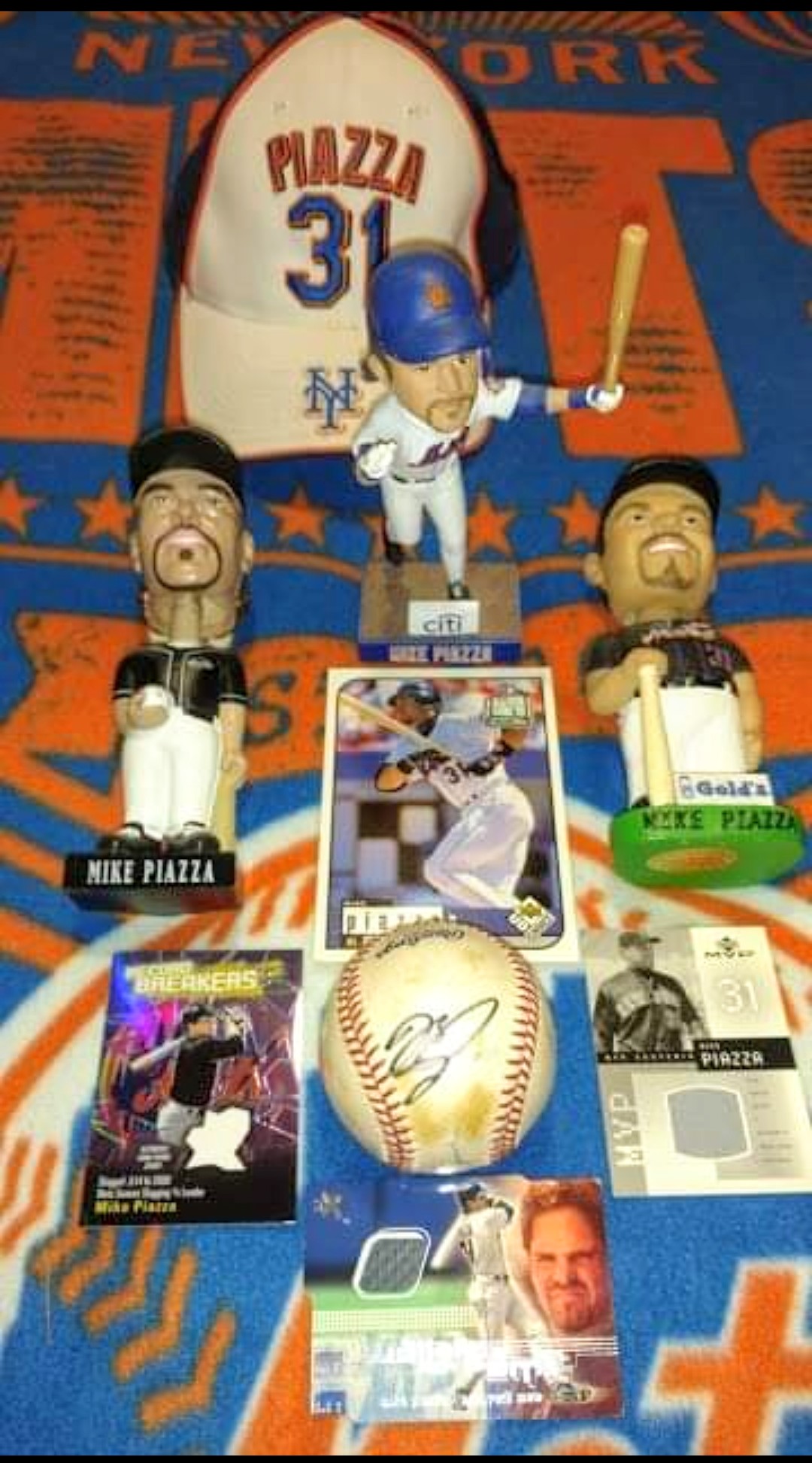  Happy Birthday HOFer Mike Piazza
Have A Great Day...    