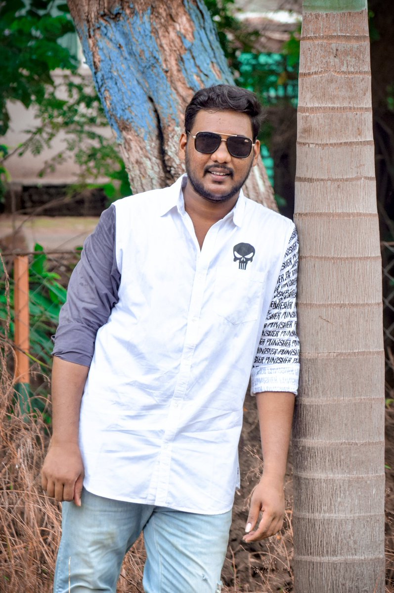 GajulaNagapavan's tweet photo. Finally the day has come...😍
#HBDCharlesArock 😎🔥
Njoy each nd every moment of ur lyf sir...🤩keep smile always nd make smile others 😍😍and have a many succeessfull years ahead....hope u can fulfill all ur father's dream 😍🤩
@CharlesArock3 @SaiAlaparthi4 @GajulaNagapavan https://t.co/AD9WgRMWFJ