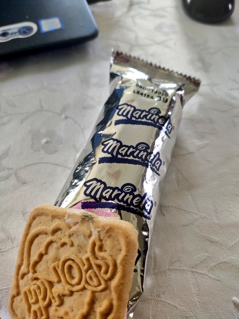 monkienandaahi's tweet photo. @Marinelamx apoyando mi salud, evitando que caiga en tentación con mis sponch enlamadas 😔😢 https://t.co/mzo5erL42w