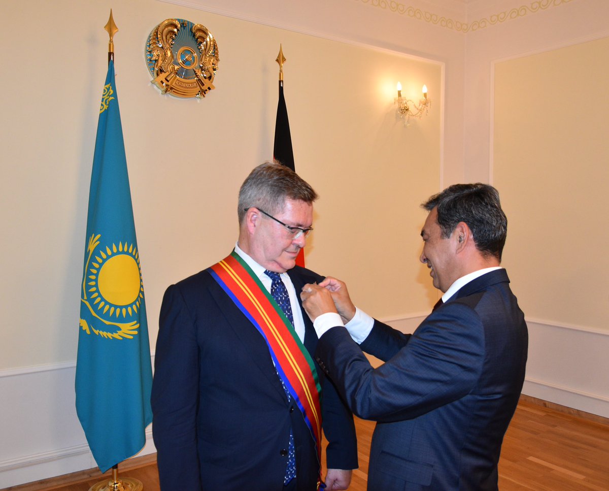 kas_botschaft's tweet photo. Peter Tils wurde mit dem Orden „Dostyk“ I.Grades ausgezeichnet
￼https://t.co/RCSAtwlAr0 https://t.co/QOVaYADSib