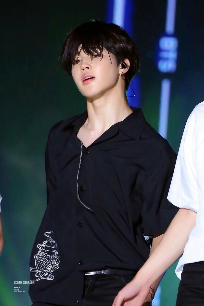 kooscake's tweet photo. park jimin - a dangerous thread https://t.co/mvFbKdFj9u
