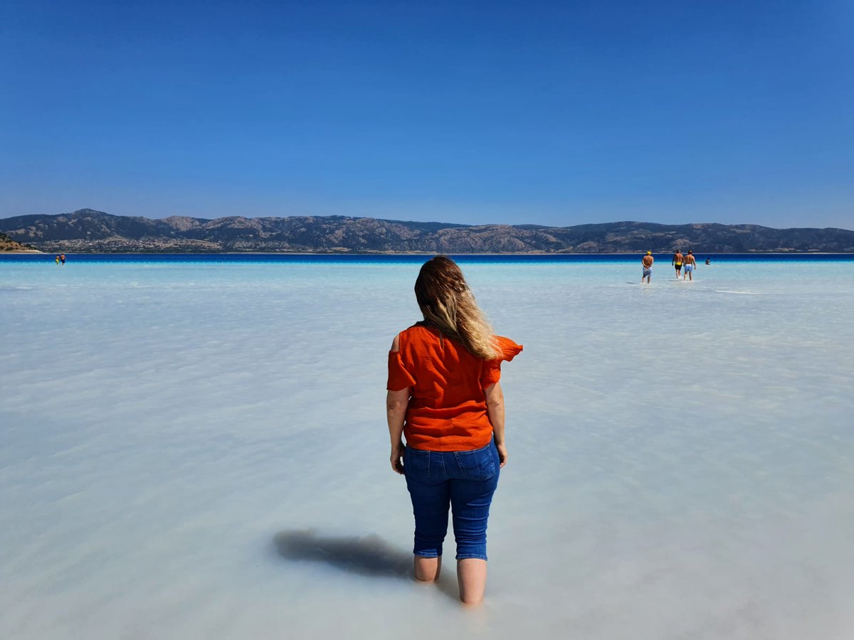 Alıp başımı gidesim var ama. Aması var işte🤔