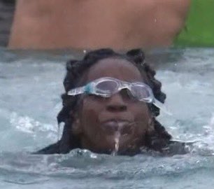 Yumeshi_'s tweet photo. Koh Lanta en 2 épisodes :
-Prendre un cheveu pour faire du feu
-François qui perd son slip
-Hadja qui critique et qui est nulle
-François qui retrouve son slip
-Alexandra qui ferme la bouche à Hadja
-François qui se blesse sans faire l’épreuve
-Marie France de retour #KohLanta https://t.co/3s4UJ9Qmsz